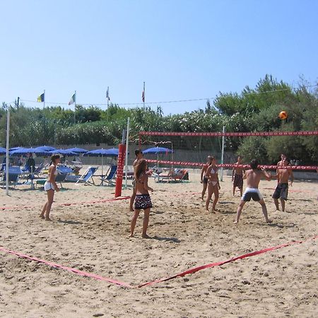Hotel Gabbiano Beach Vieste Esterno foto