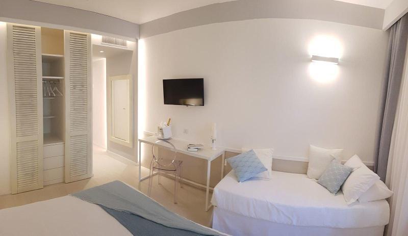 Hotel Gabbiano Beach Vieste Esterno foto