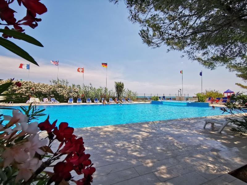 Hotel Gabbiano Beach Vieste Esterno foto