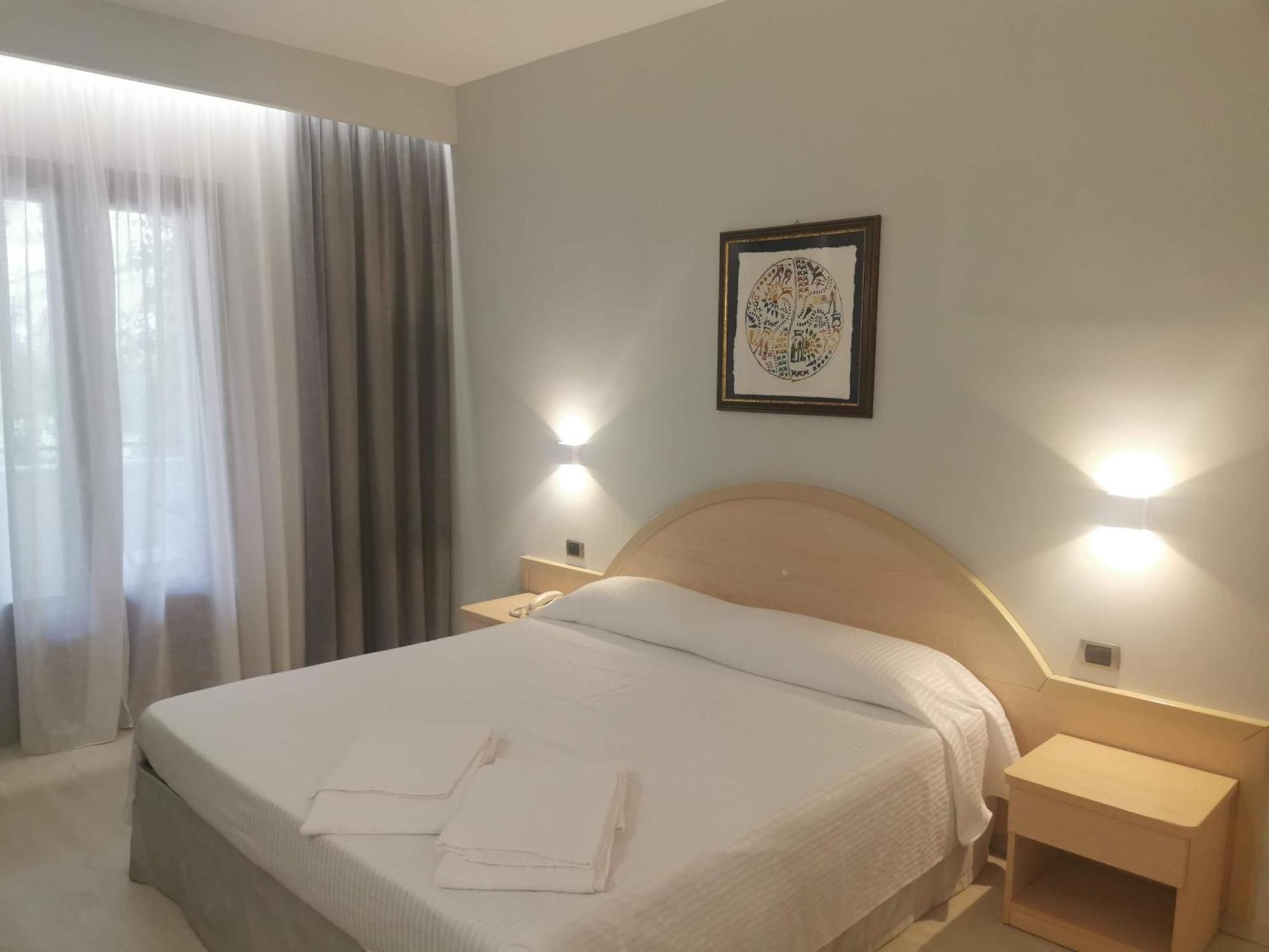 Hotel Gabbiano Beach Vieste Esterno foto