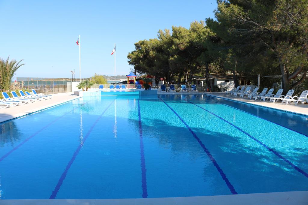 Hotel Gabbiano Beach Vieste Esterno foto